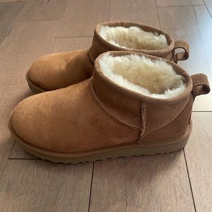 Ugg Ulta Mini Boots Tan Size 6